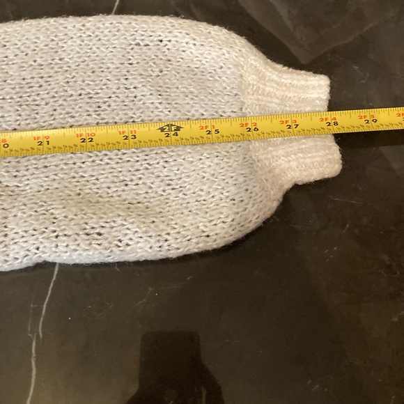 Hollister Women’s Black and White Fair Isle Knit Sweater Turtleneck Size Medium - Picture 13 of 15